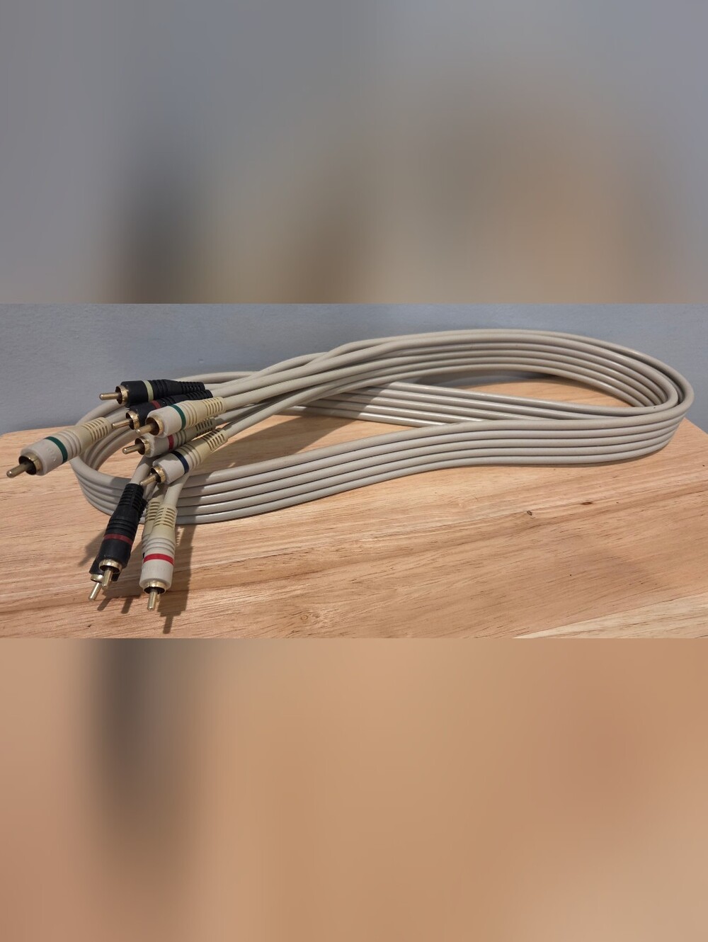 6-foot Component 5 Wire RCA Cable With 2 Audio and 3 Video Wires UNTESTED